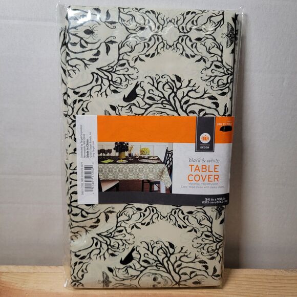 Halloween Table Cover Polyethylene 54" X 108" NEW - Picture 1 of 4